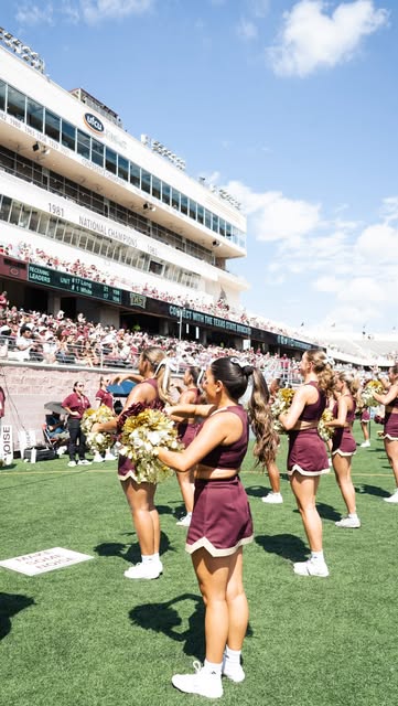 Thankyou @tazikis_texas for providing our gameday fuel ⚡️⛽️ #txst #cheer #texasstate #San Marcos #tazikis