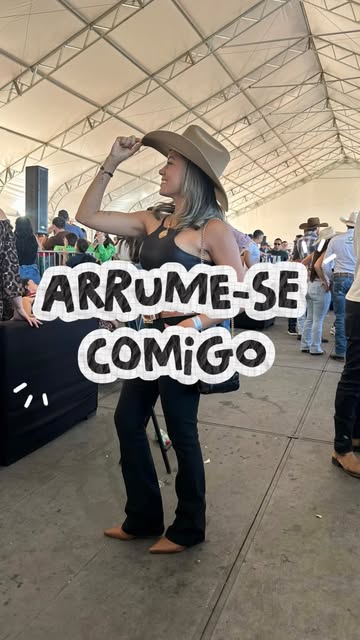 Tem dias em que um look fala antes mesmo da gente. 🖤✨ Ontem a escolha foi um all black country: elegante, marcante e...