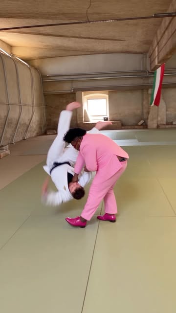 Black belt? Pink suit 🥋 #kungfu #espresso #smooth #pink