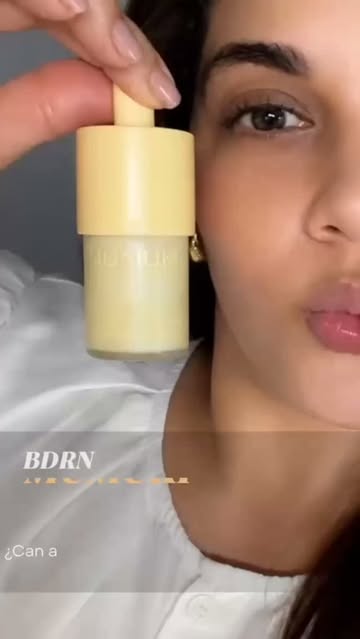 ✨ First impressions of the MUMUKI BDRN Honey Banana PDRN Capsule Ampoule! 💛 I love how lightweight and comfortable i...