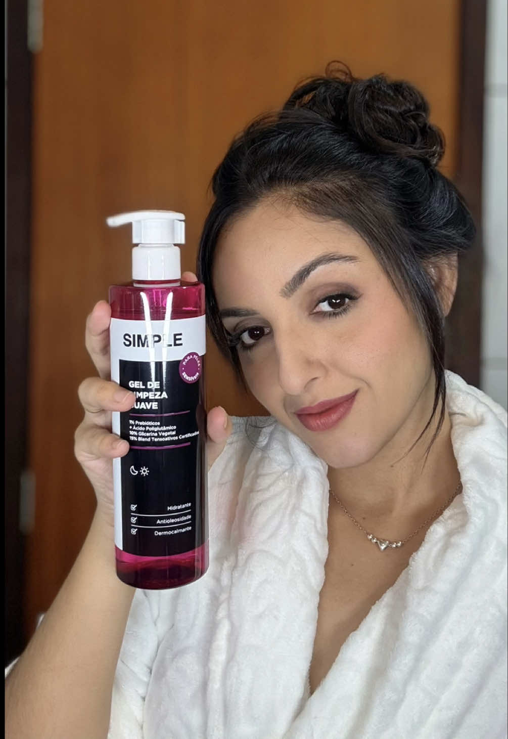 Pele limpa, sem ressecar e com aquele toque suave que a gente ama 💆🏻‍♀️🫶🏻 @Simple Organic Beauty #skincare #skinc...