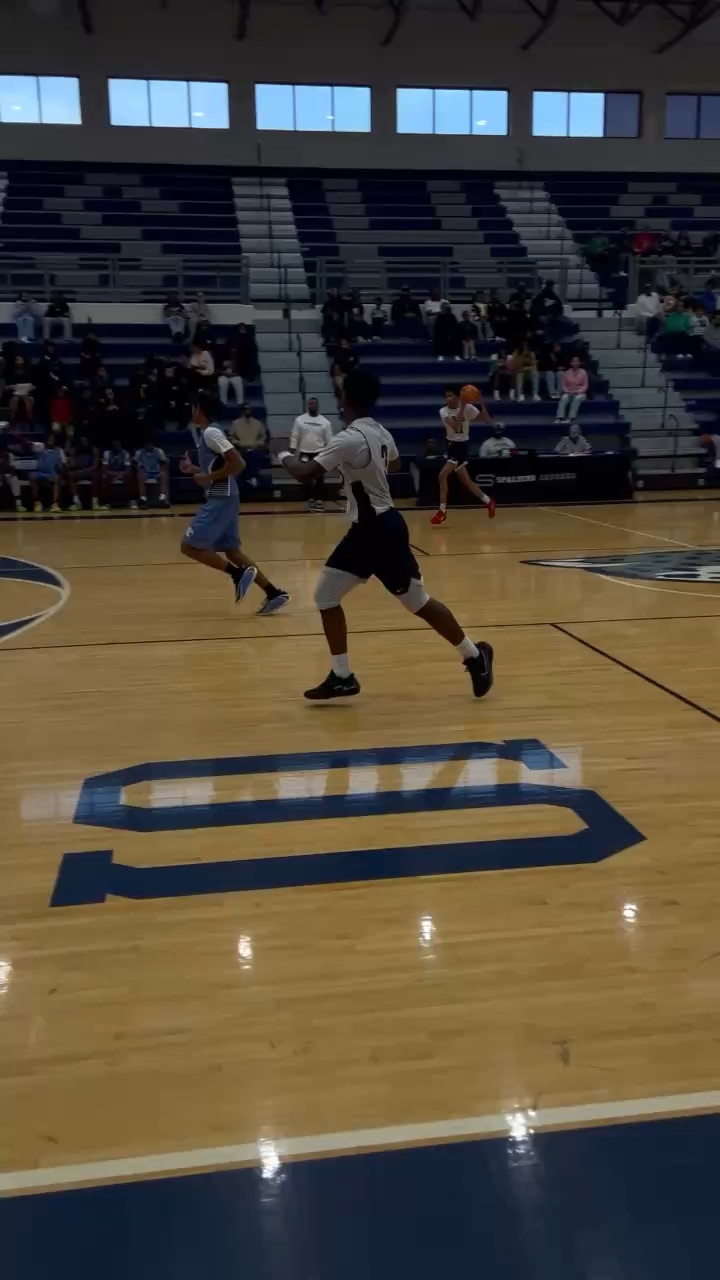 First in game dunk
