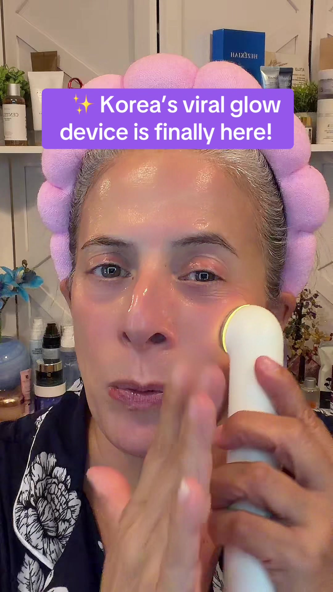 Upgrade your skincare routine with the THOME Glow Signature Facial Device! Designed to pair with your favorite skinca...