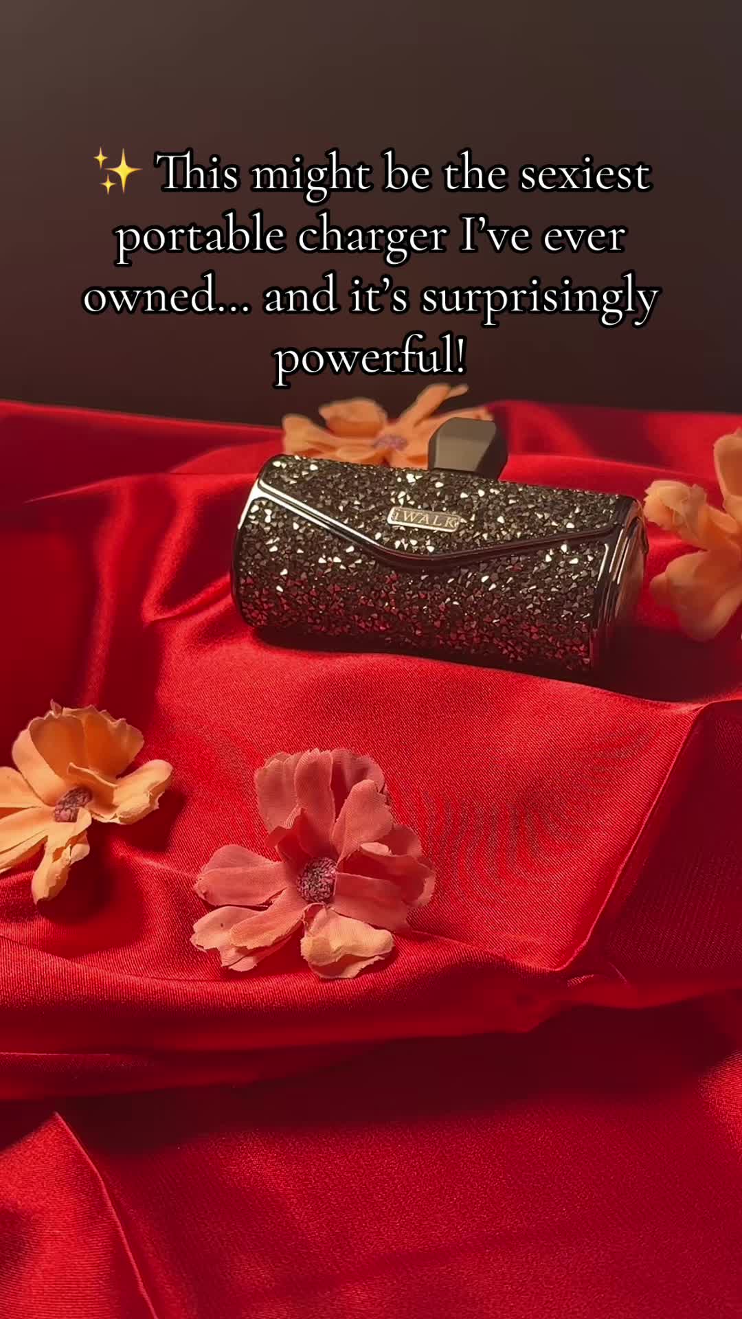 ✨ Cute meets powerful! The iWALK Sparkly Portable Charger delivers fast 22.5W charging in a compact, lipstick-sized d...