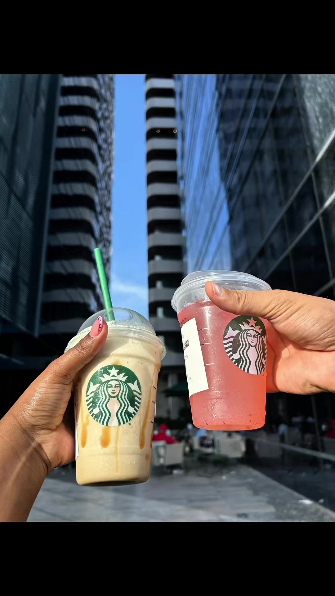 ¿Miami? No amiga, ¡es Santo Domingo! Encontré el spot perfecto para un café con unas vistas increíbles. Dime en los c...