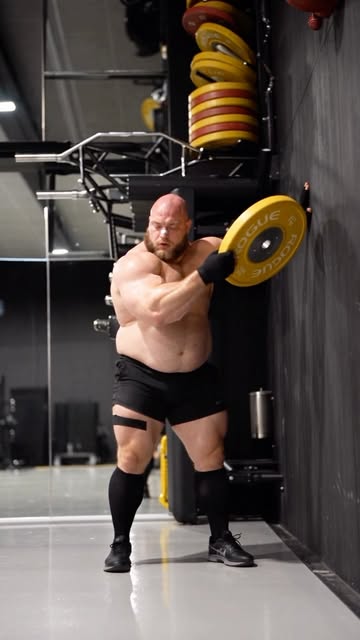 Standing Plate Flips #viral #reels #instargram #fyp #gym
