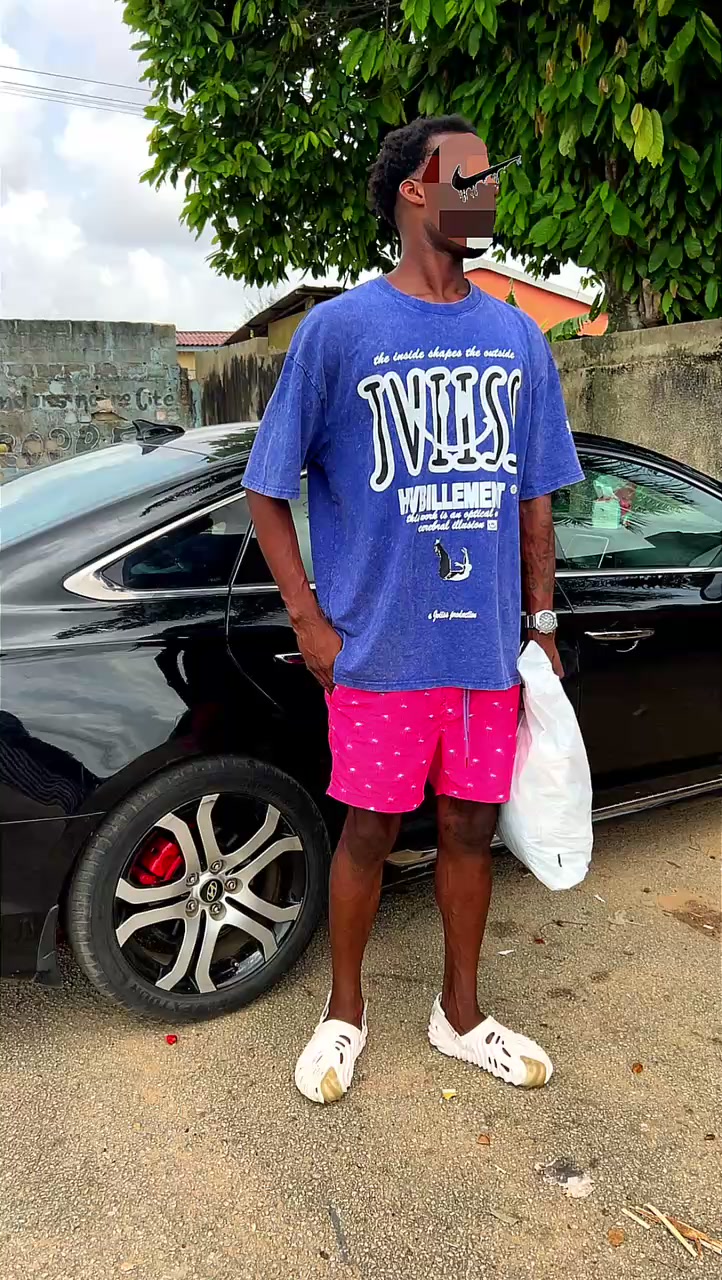 TA MARQUE IVOIRIENNE JVIISS HVBILLEMENT EST MAINTENANT DISPONIBLE EN TOUTES LES COULEURS ET TAILLES