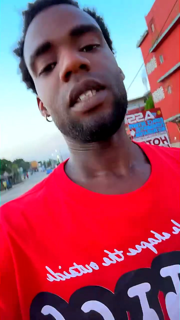 JE SUIS EN FOUA FOUA FOUATABALA HEIN