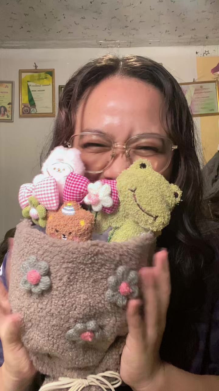 Dili nako masuyaaaa hehehe thank you mads @Kesheido 😚🫶🏻 #fypシ #rarw #berryknotknots #❤️🌸🌷✨ #galentinesdaygift