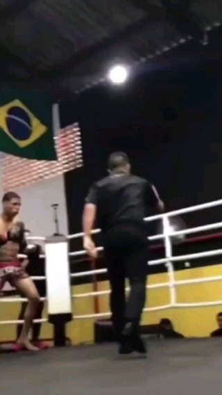 Este reel si que empieza fuerte jajaja video para mejor el día, sonreir es gratis 😘
