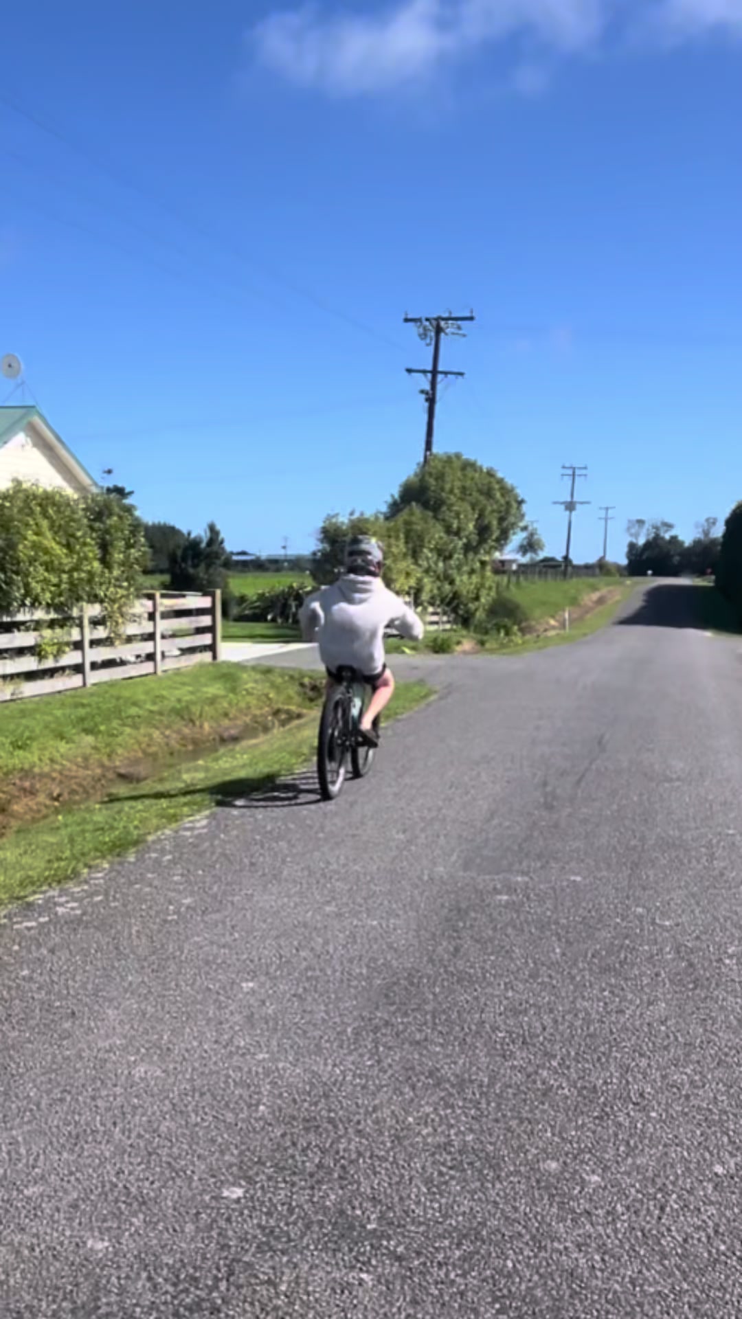@Harrywalky 📸#wheelie #convojugs #Ebik #ebike #ilmgf