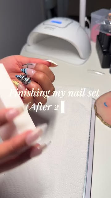 Finally finished the second hand🥰🖤 Love it so much First reel🙈 DM me for custom/freestyle nails💕 I will invest in...