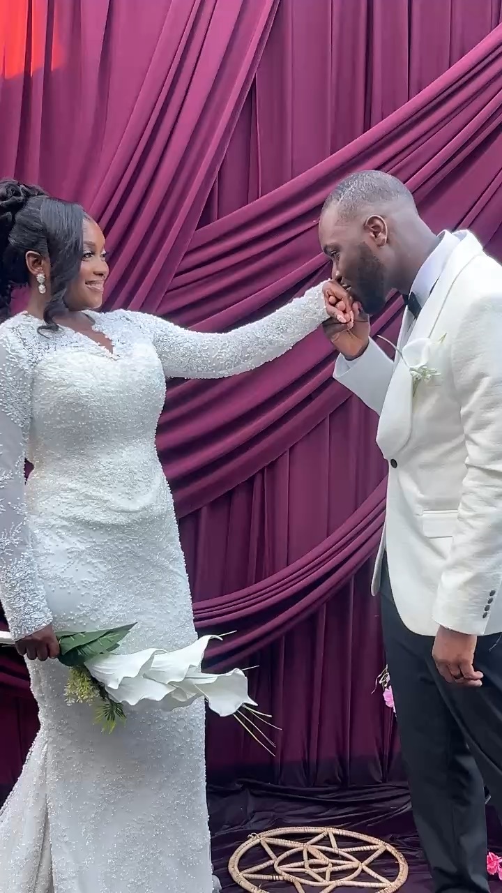 A white wedding story