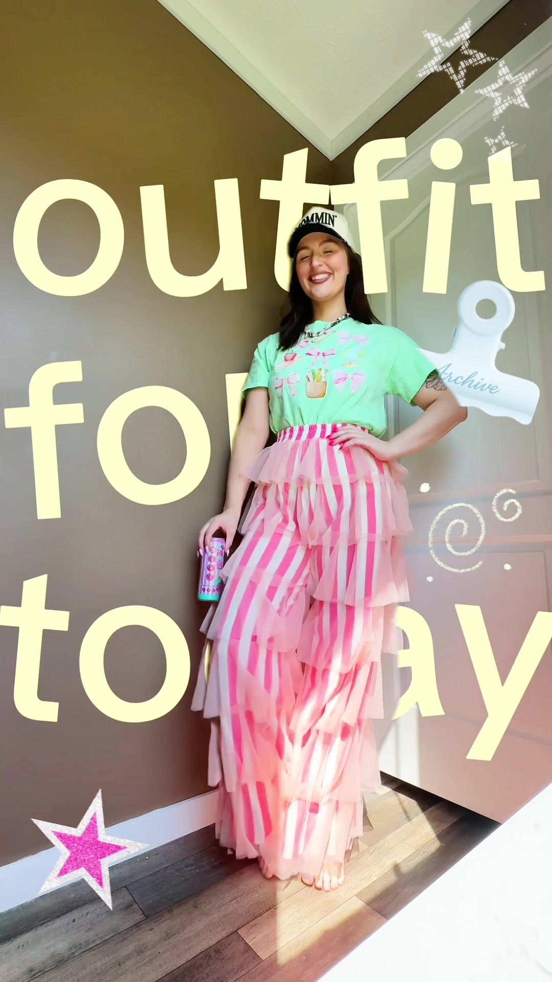 I LOVE these pants & I think everyone needs them 🛍️✨🌈 #ootd #fashiontiktok #outfitinspo #dopamine #CapCut