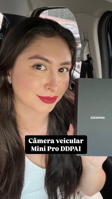 🚗 Recém habilitada + trânsito caótico = receio de levar a culpa 🙈 Mas com a Mini Pro da @ddpai.brasil a história mu...