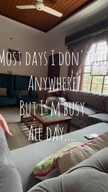Most days I don’t go anywhere… but somehow I’m busy ALL day. 😂🤍 Baby, breakfast, a little time for myself… and toda...