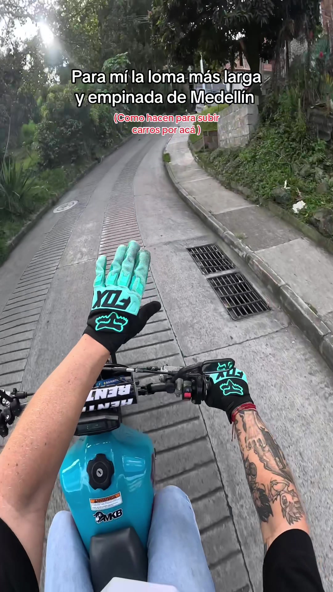 Seguimos subiendo para el Cristo del picacho 😮‍💨