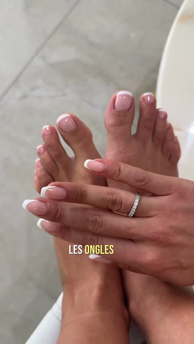 Vous pouvez venir de ma part au salon @o2rose16 . La meilleure adresse est au 11 rue lauriston 75116 à Paris. #ongles...