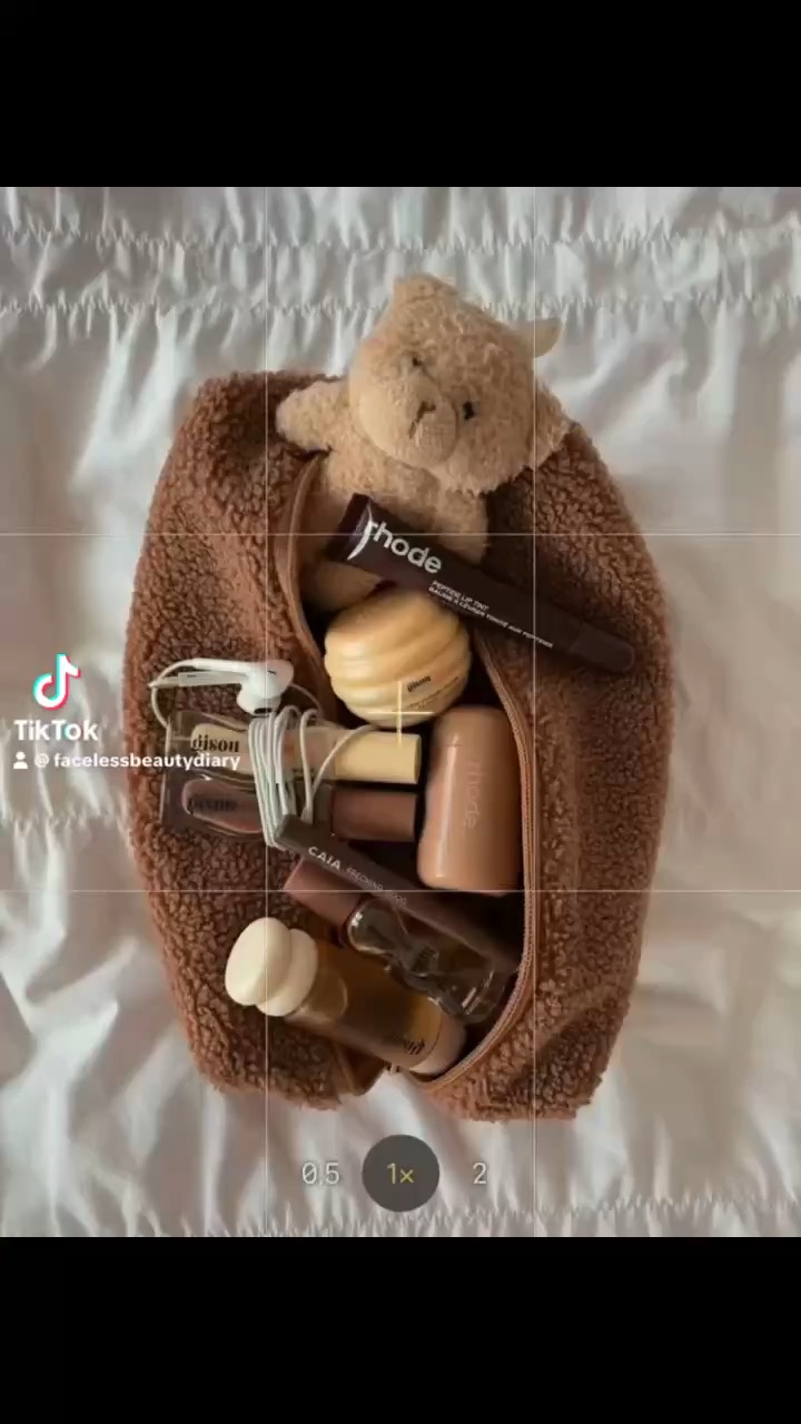 my bag essentials✨