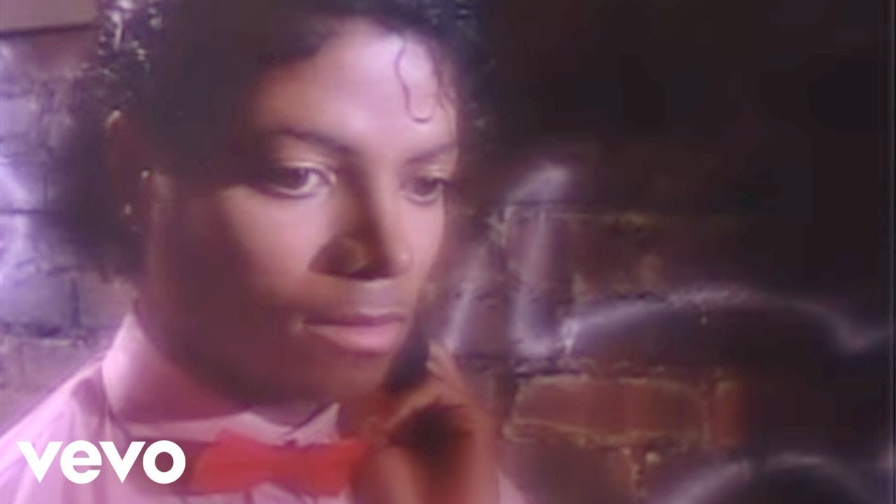 Michael Jackson - Billie Jean (Official Video) Official Music Video for "Billie Jean" by Michael Jackson Listen to mo...