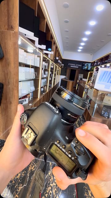 Canon 7d + 50 Mm 1.4 (budget friendly combo)