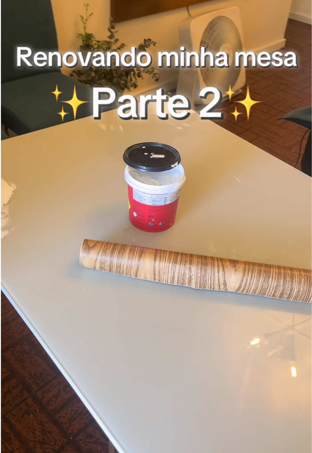 Renovando minha mesa quebrada com massa corrida e Papel de Parede ✨ #mudanca #obra #reforma #diy