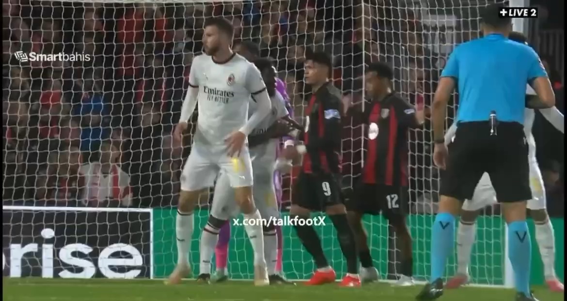 BOURNEMOUTH STRIKE FIRST! 🤯🔥 Their first goal against AC Milan! ⚽🚨 What a finish!