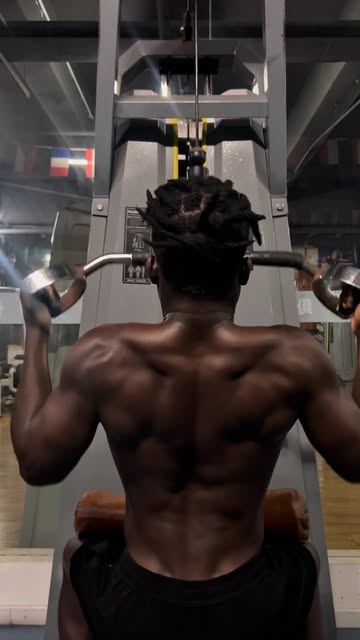 🫵🏾🥷🏾 #sport #gymtime #gym #training #motivation