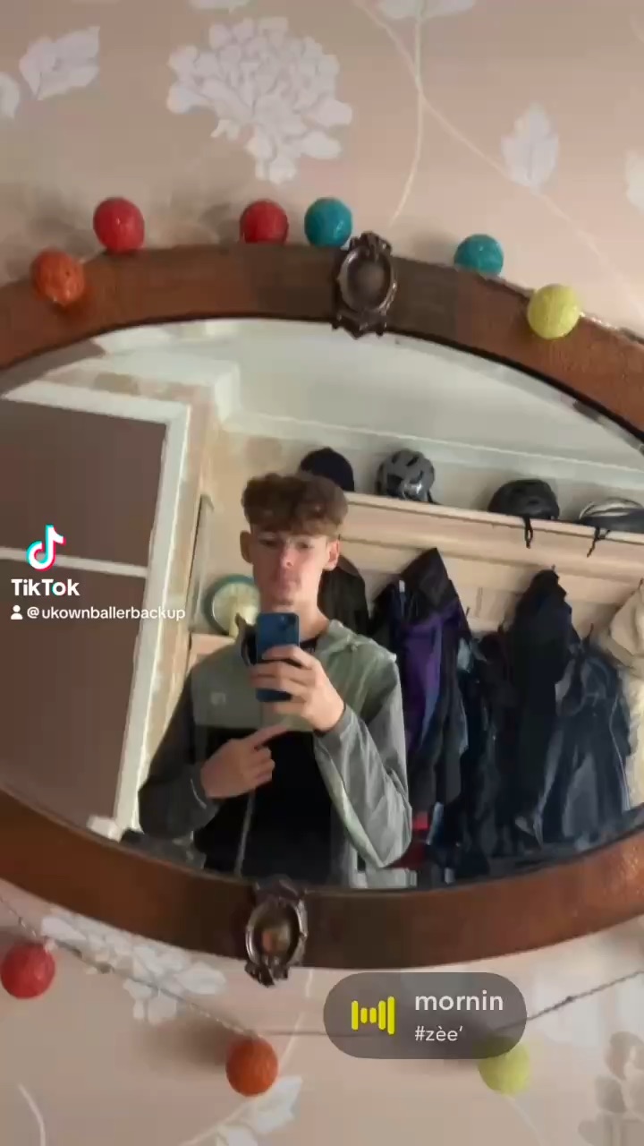 Mr