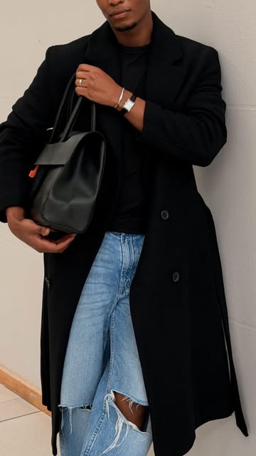 I’ll be wearing this coat everywhere, thanks #ootd #grwm #fashion Jeans: @cottonon_africa Coat: @zaraman | @zara T-sh...