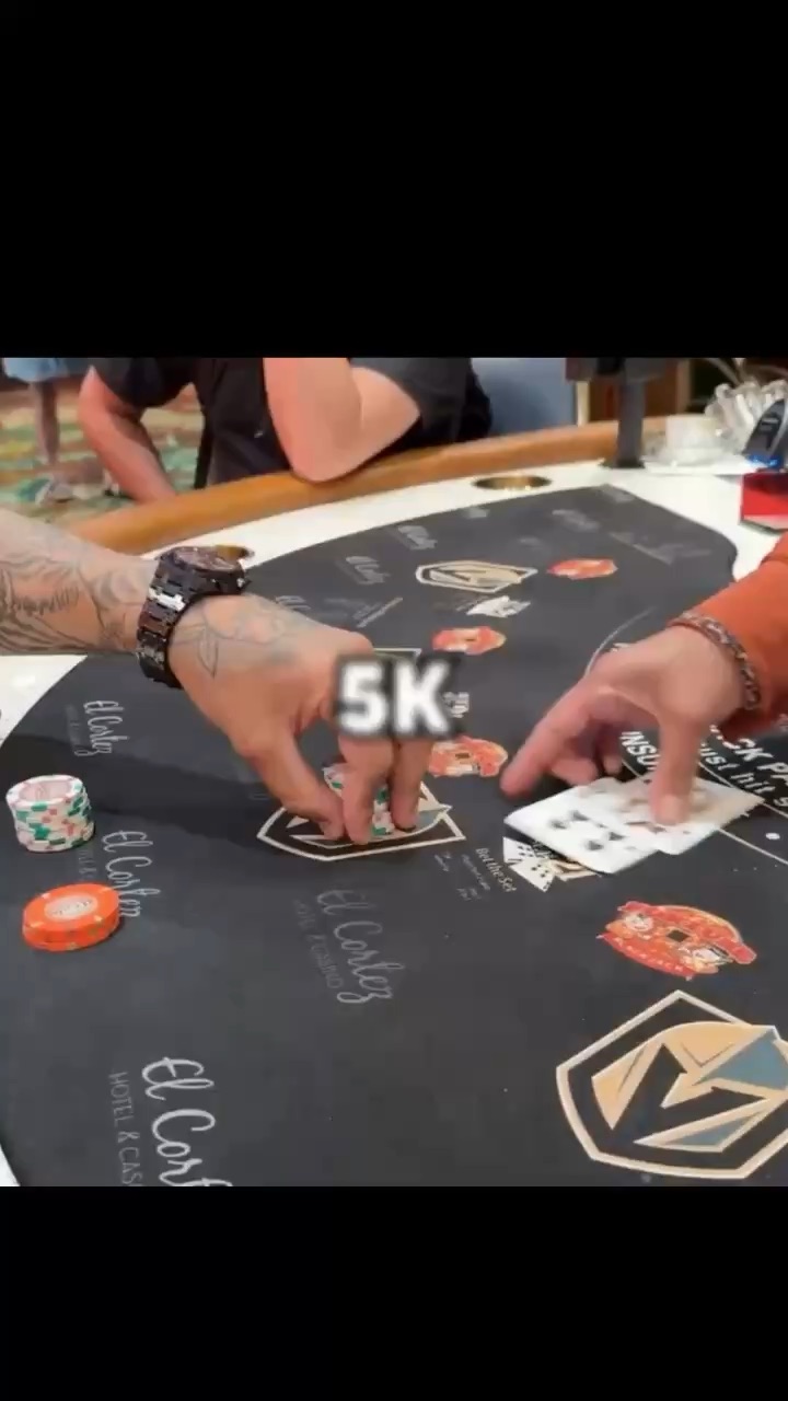 Vegas blackjack hand That Had BLUFF sweating😰