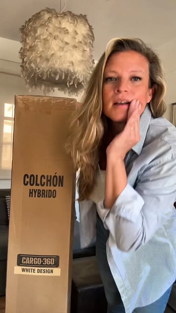 ✨ Descubrí el confort del Colchón Híbrido White Design – Cargo360 ✨ El equilibrio perfecto entre resortes y espuma de...