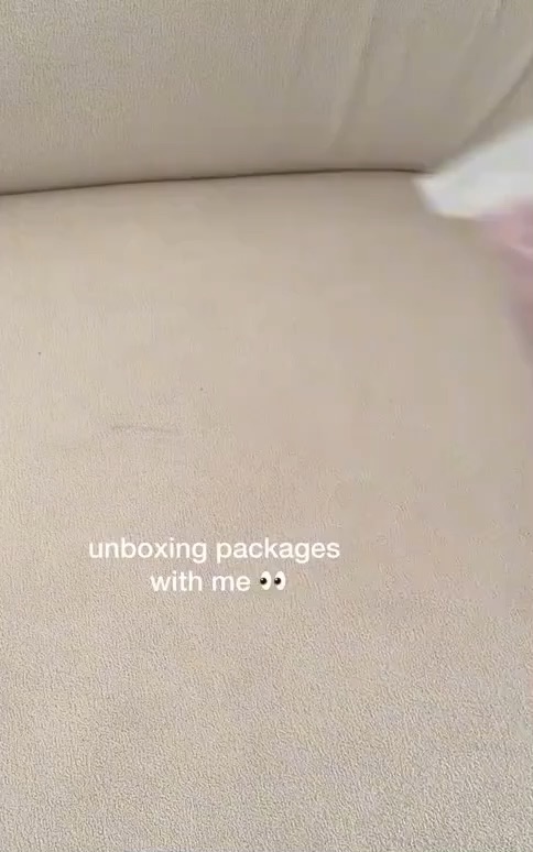 Unbox these clothing sets with me !!