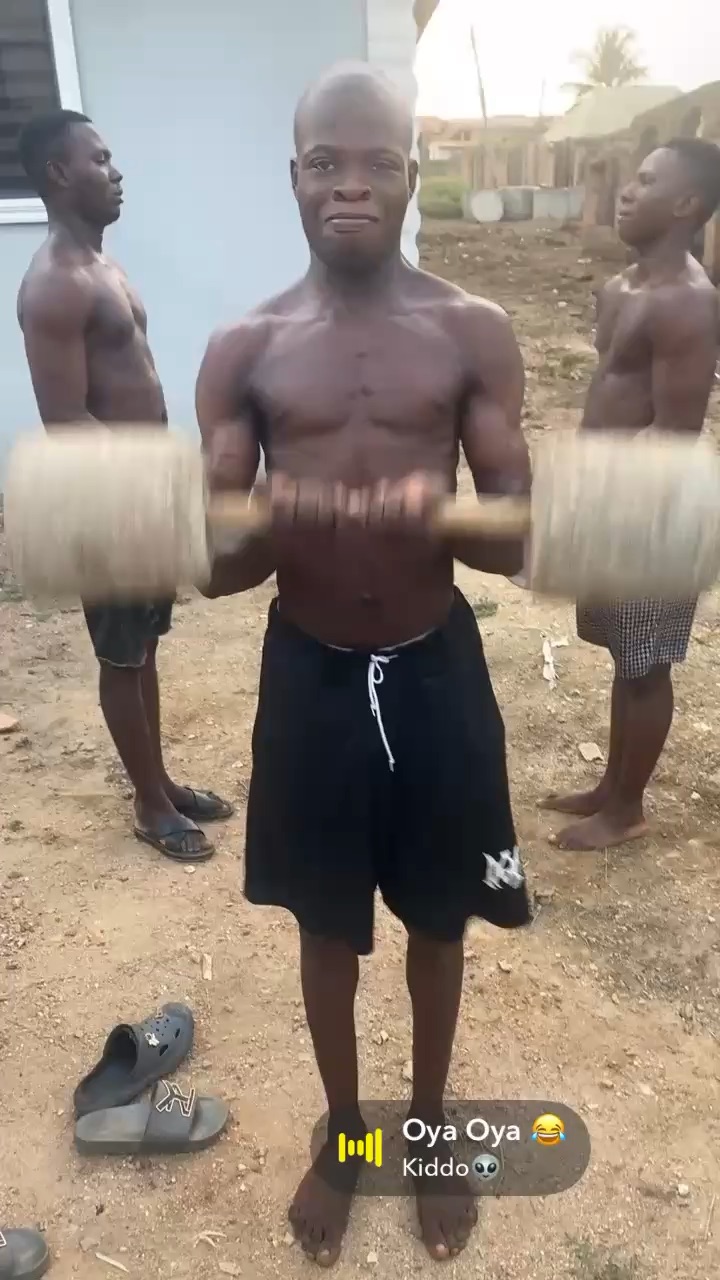 Weightlifting 🏋️‍♀️