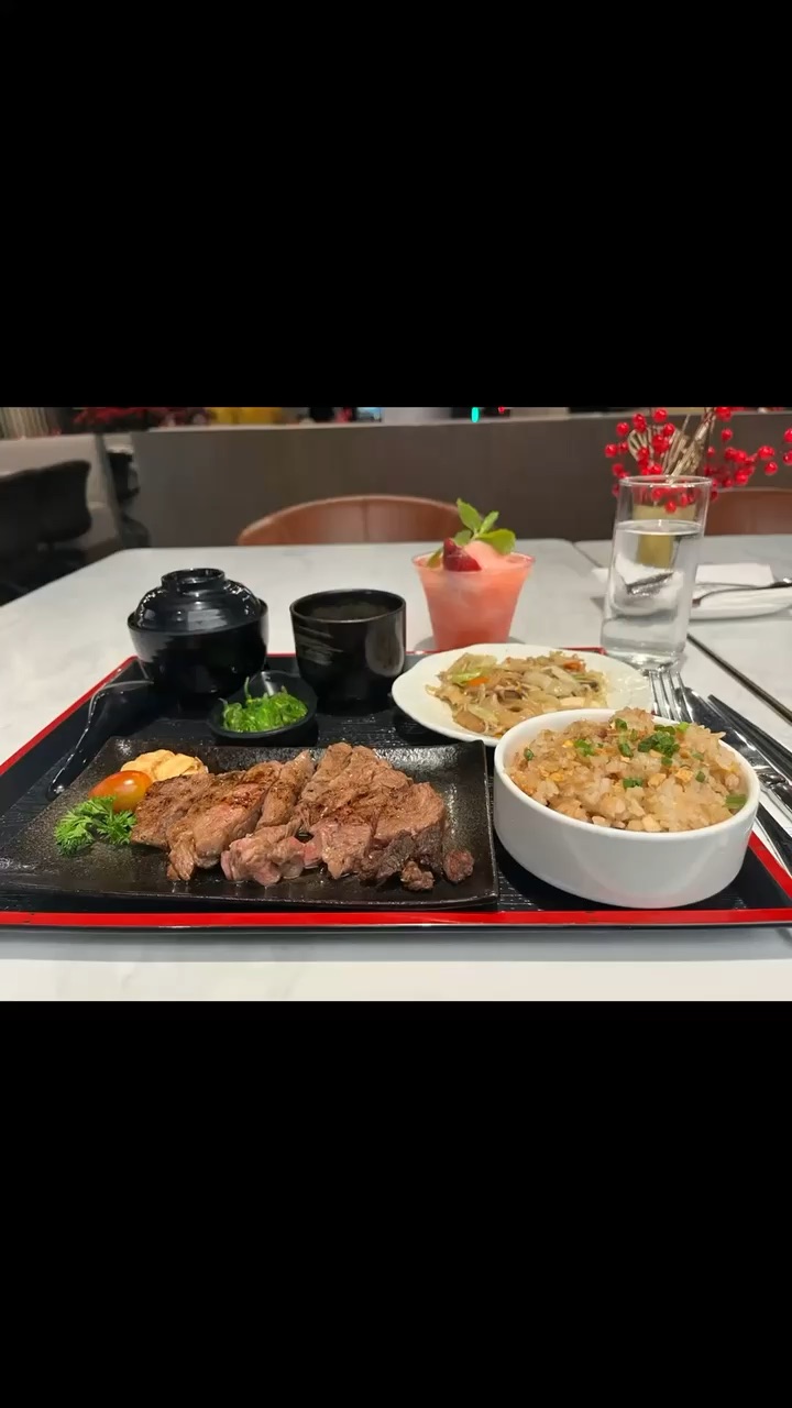 Food and ambiance