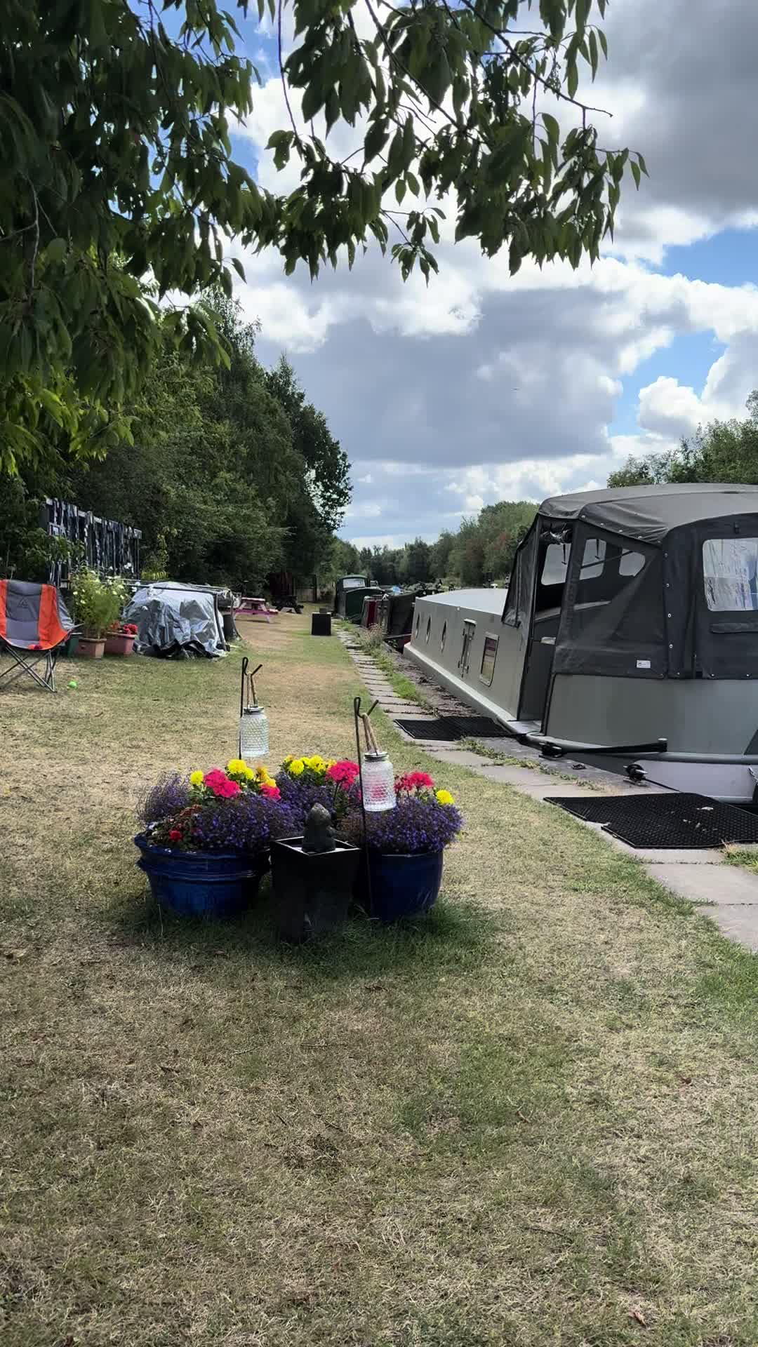 #narrowboat #canalside #boats#narrowboats#narrowboat