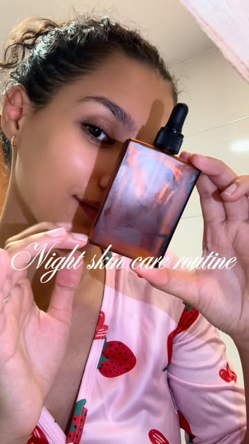 Night routine ✨ Products: Hyaluronic acid cream @byphasse Vitamin C @ritualscosmeticsspain Vitamin E