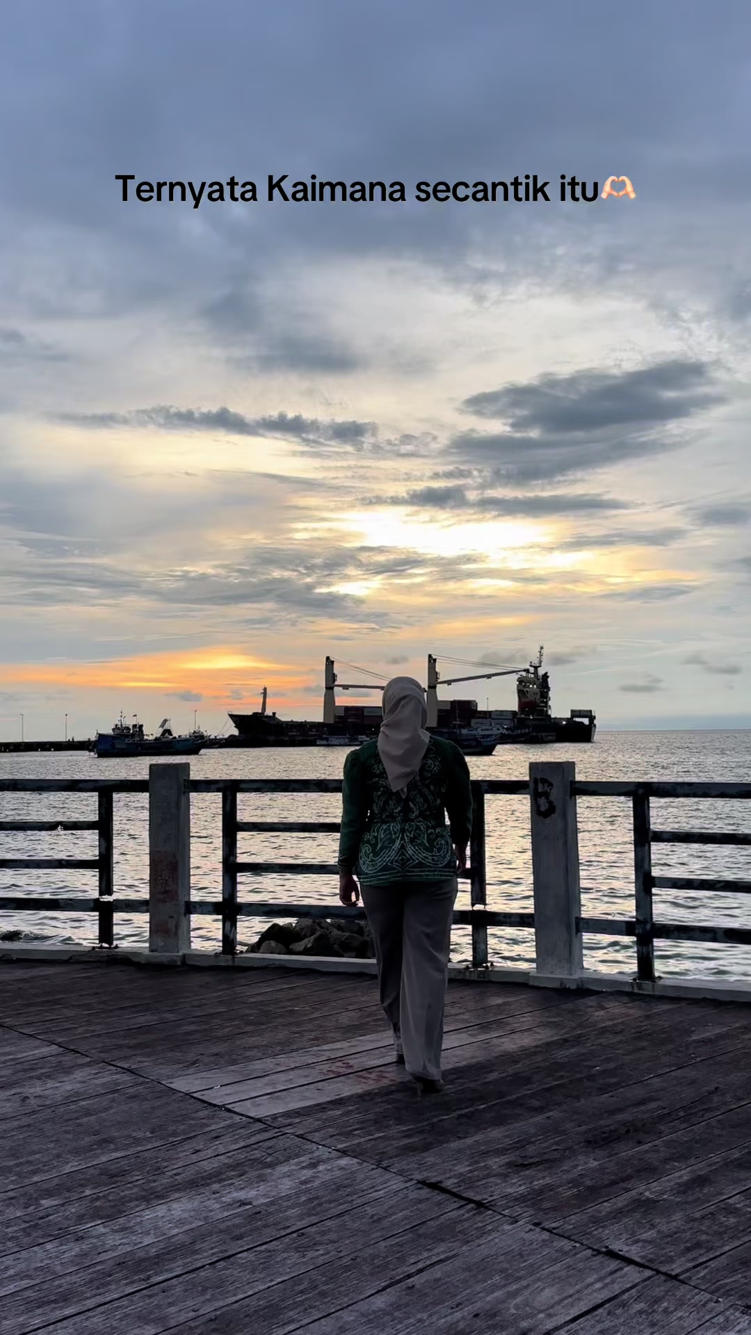 I wiss I could be back here again :) #kaimana#papuabarat#kaimanapapuabarat #kotasenjakaimana