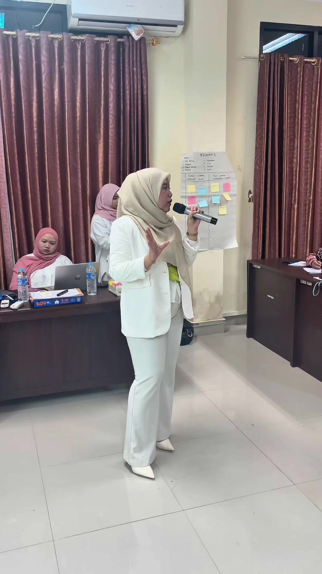 Intinya jadi guru PAUD itu ga gampang.