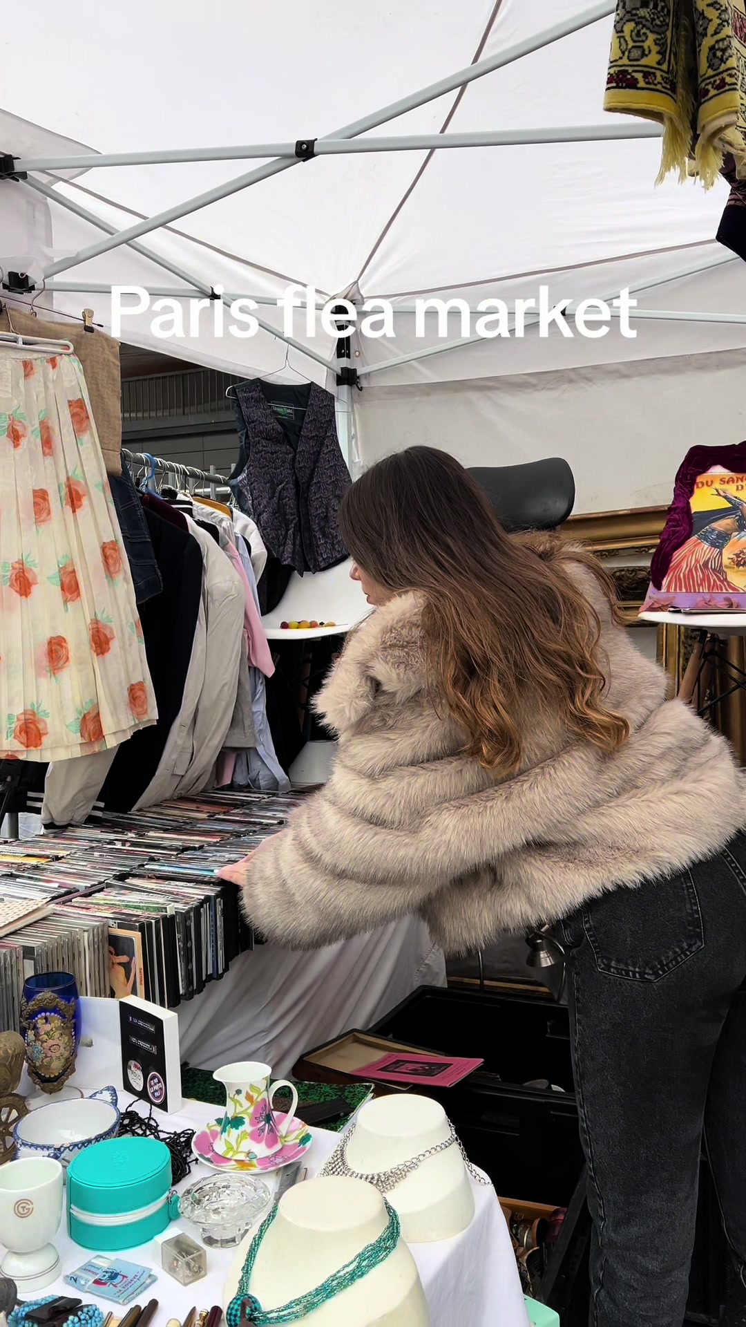 Paris flea markets are the best ✨ #paris#parisfleamarket#fleamarket#fleamarketfinds#parisian#parisianstyle#france#tha...