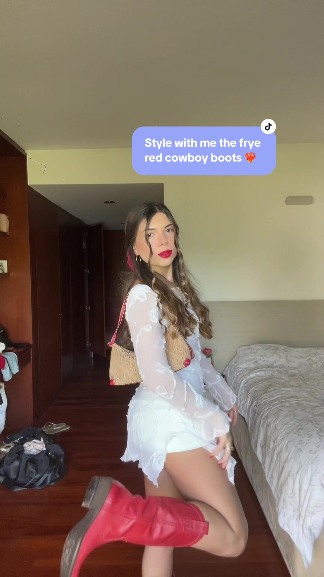 Get ready with me to a music festival ✨ #getreadywithme#outfit#outfitideas#outfitinspo#redoutfit#redcowboyboots#fryeb...