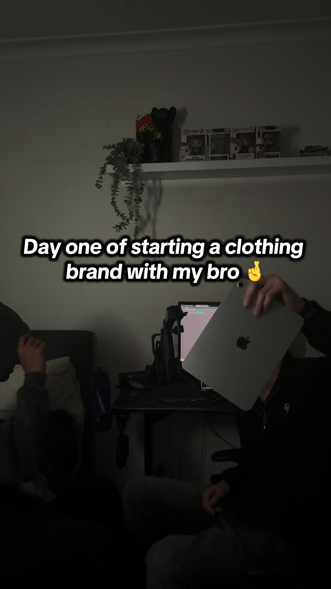 Day one of starting a clothing brand with my bro 🤞 #zonedaway #clothingbrand #clothingbrandowner #viral #fyp