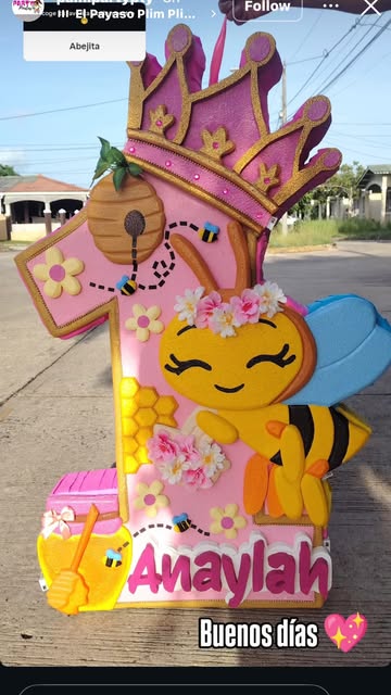 Son DETALLES Lindaaasss. Muchas Gracias @pamipartypty por la hermosa piñata & @dulceprettypanama por el Dulce y Candy...