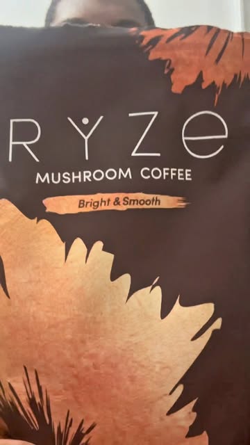 Okay RYZE, you officially made it into the morning rotation. 🍄☕😂 And since I know somebody is going to ask where to...
