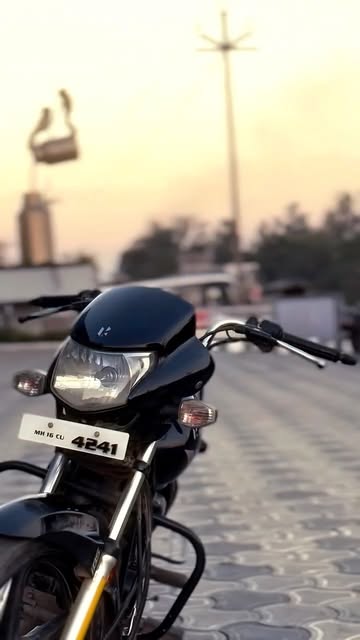 HF DELUXE..!!❤️🫶🏻….. . . . . . . . #viral #viralreels #viralpost #viralvideos #trending #trendingsongs #trendingree...