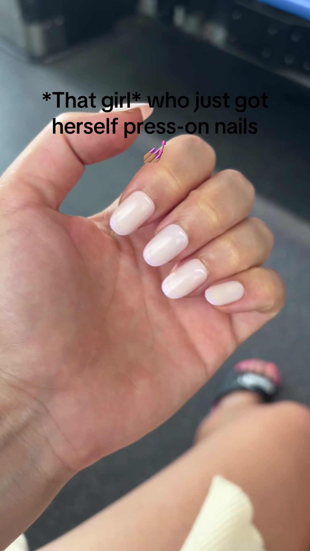 $10 Walgreens press-on nails 💅🏽
