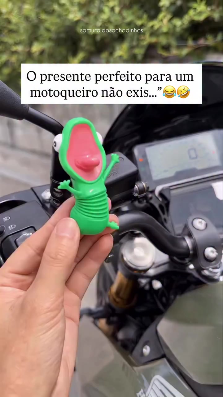 pra moto tem que amarrar os pés dele kkkk
