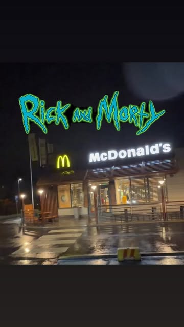 Had to try the legendary Szechuan sauce from @mcdonaldssuomi