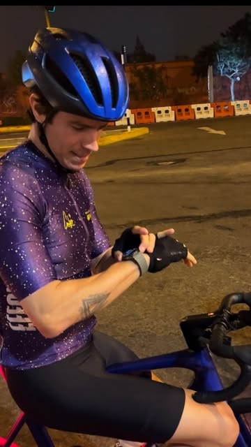 ¡Un nuevo accesorio para mis rutinas deportivas! 🚴‍♂️🏊‍♂️🏃‍♂️ Hoy pongo a prueba el Galaxy Watch7. @samsungpe #Gal...
