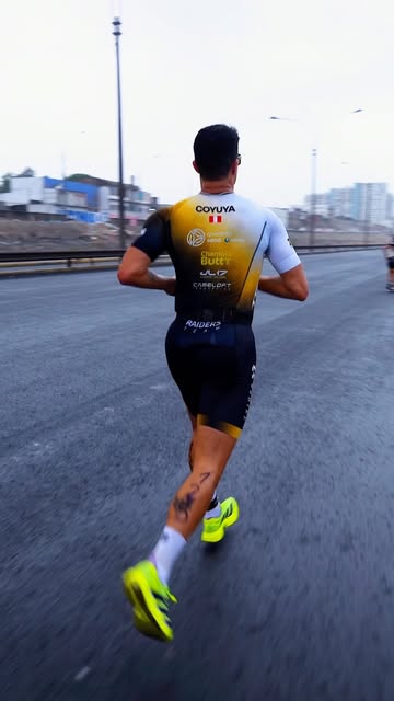 🧠 Nadie te avisa, tú sigue trabajando… 💪🏻✨ #motivacion #duatlon #ciclismoperú #triatlon #running
